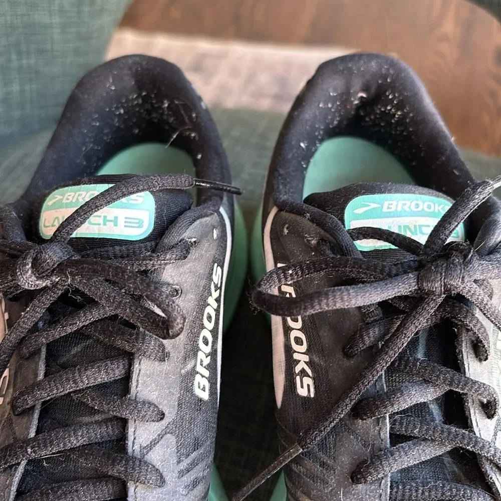 Brooks launch women